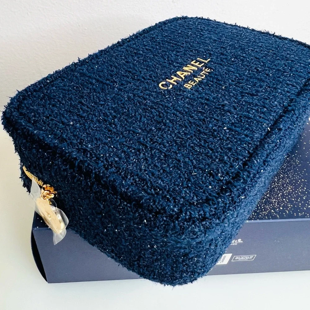 ✨New Chanel Makeup Pouch Limited edition for the Holiday 2025 ✨